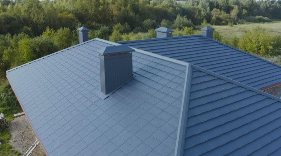 Professional gutter cleaning in Caledonia, MS